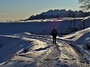 71 Scendiamo baciati dal sole 